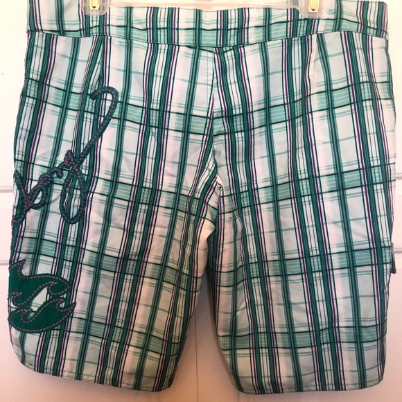 Billabong Junior’s Long Plaid Boardshorts - Picture 3 of 7